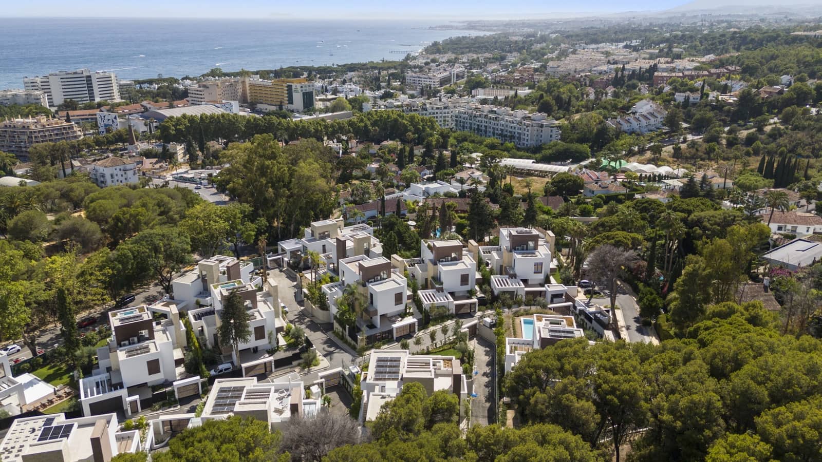 4 chambre Villa/Maison à vendre à Golden Mile avec piscine garage - 4 200 000 € (Ref: 5799099)