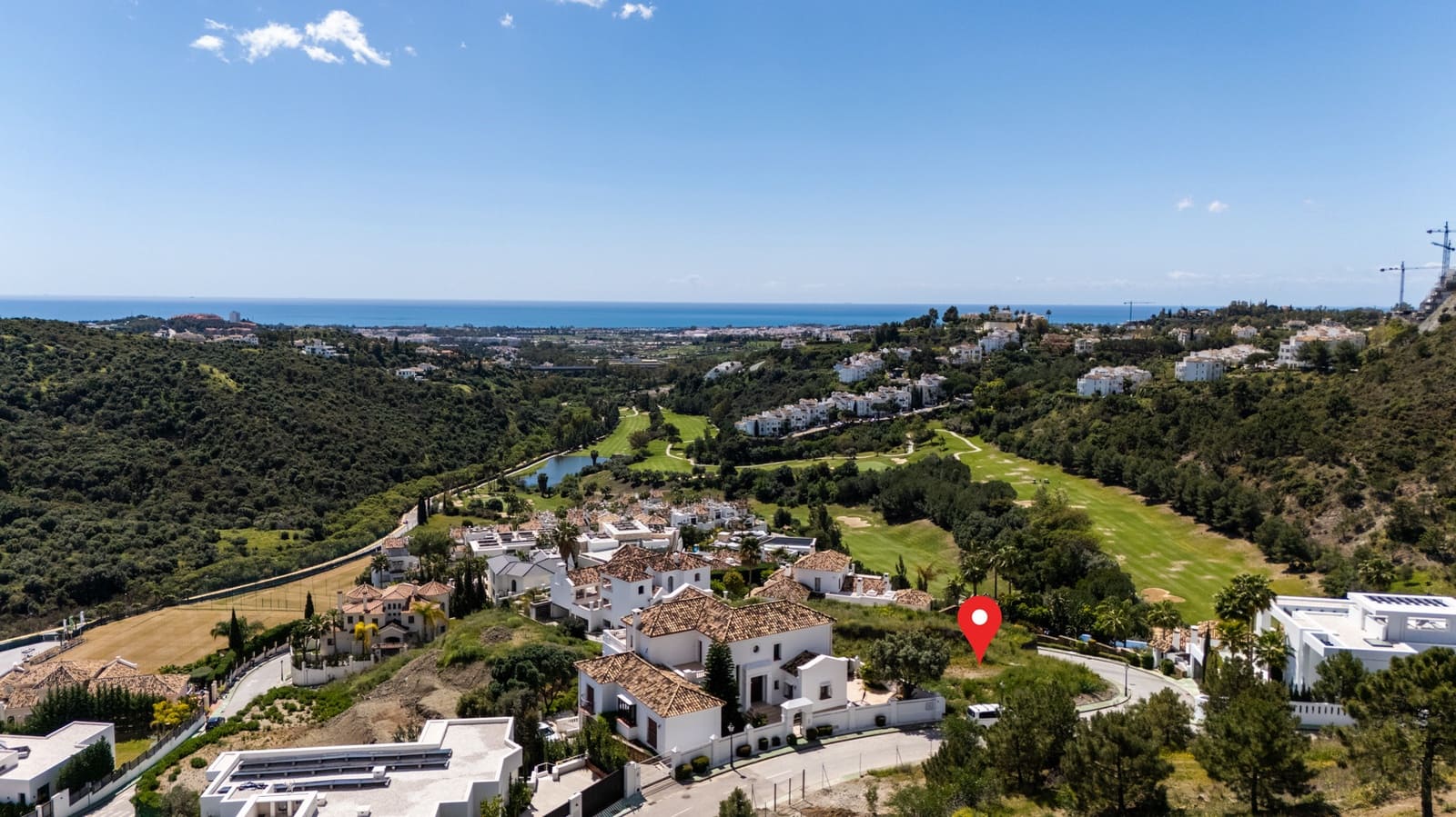 Building Plot for sale in Benahavis - € 1,995,000 (Ref: 5823657)