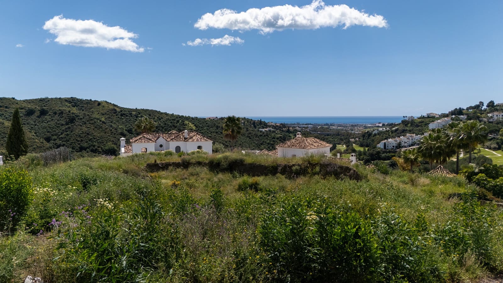 Building Plot for sale in Benahavis - € 1,995,000 (Ref: 5823657)