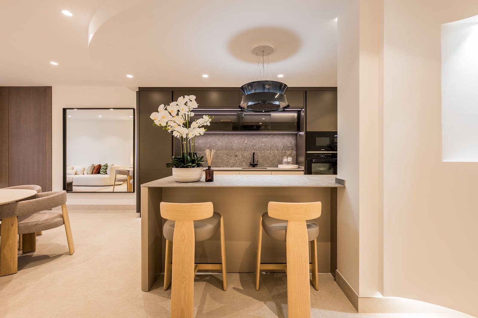 3 chambre Penthouse à vendre à Estepona avec piscine garage - 2 695 000 € (Ref: 9266719)