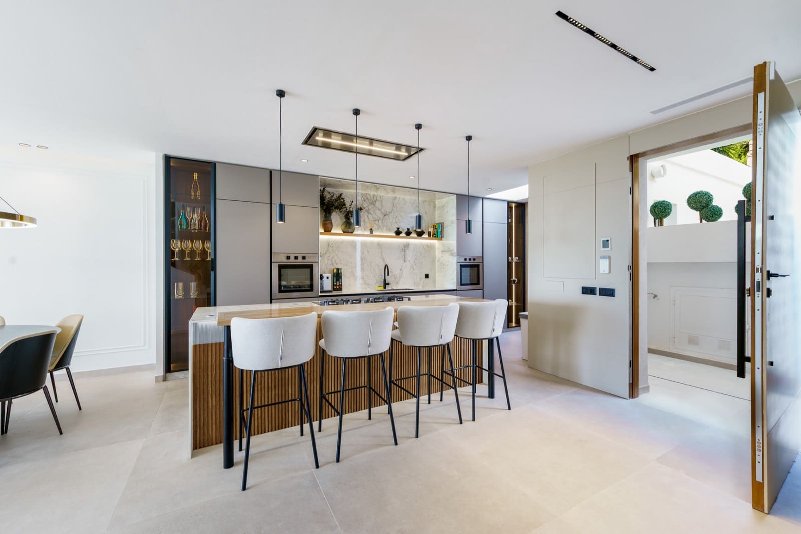 4 chambre Maison de Ville à vendre à La Quinta avec piscine garage - 1 650 000 € (Ref: 9266729)