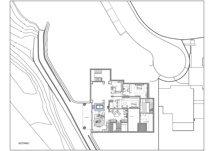 6 bedroom Villa for sale in La Quinta with pool garage - € 13,800,000 (Ref: 9266730)