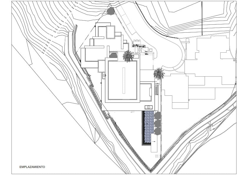 6 bedroom Villa for sale in La Quinta with pool garage - € 13,800,000 (Ref: 9266730)