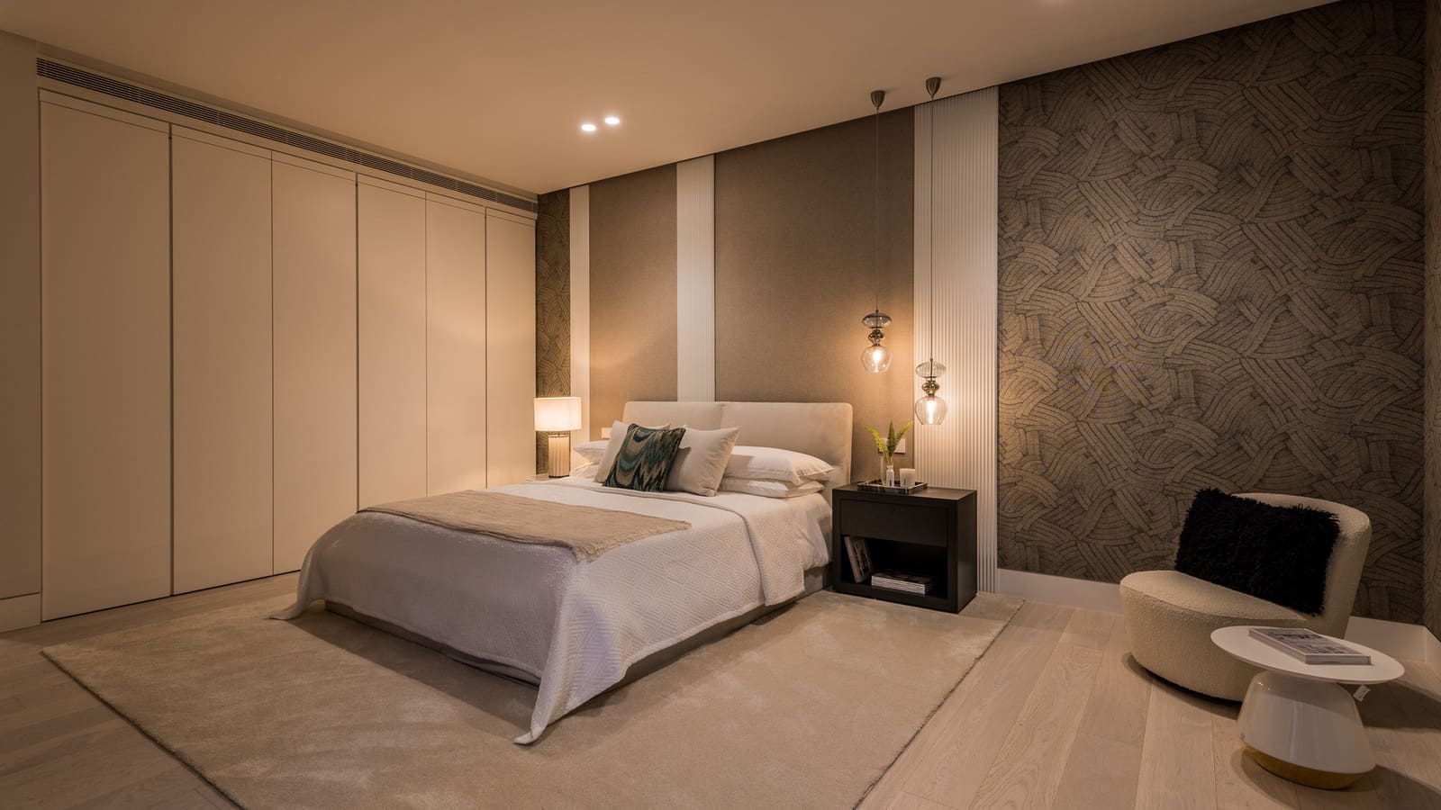 6 bedroom Villa for sale in La Quinta with pool garage - € 13,800,000 (Ref: 9266730)