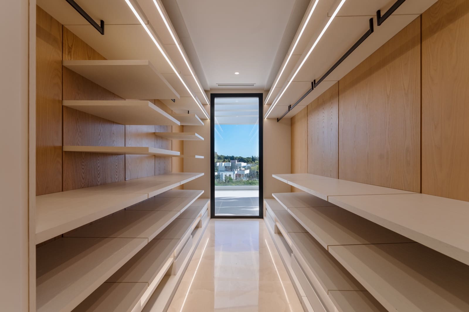 5 Zimmer Villa zu verkaufen in Marbella mit Pool Garage - 3.800.000 € (Ref: 9266731)