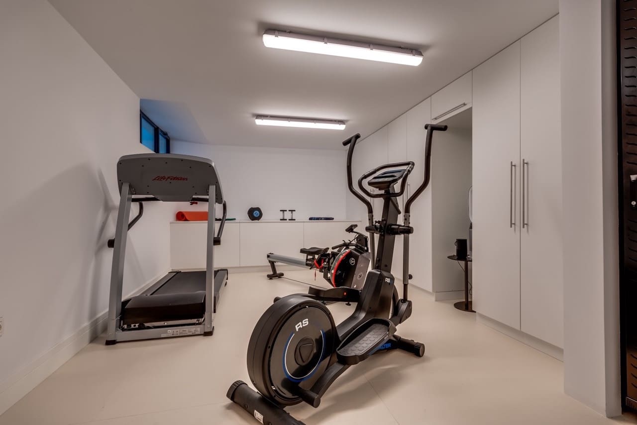 5 soverom Villa til salgs i Marbella med svømmebasseng garasje - € 8 695 000 (Ref: 9266732)