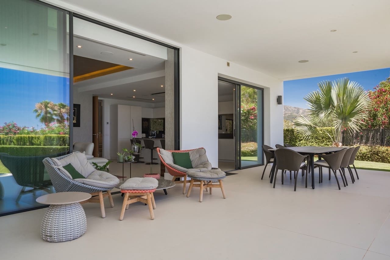 5 soverom Villa til salgs i Marbella med svømmebasseng garasje - € 8 695 000 (Ref: 9266732)