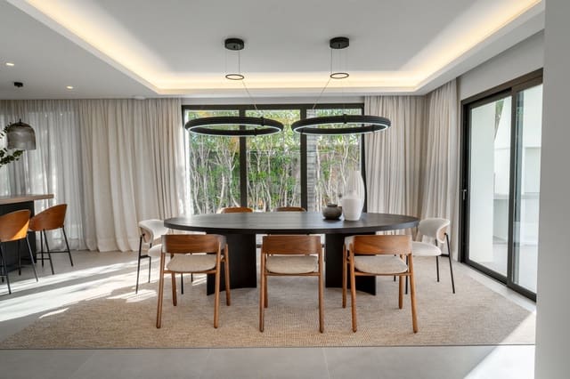 5 sypialnia Willa na sprzedaż w Nueva Andalucia, Marbella z basenem garażem - 4 695 000 € (Ref: 9266736)