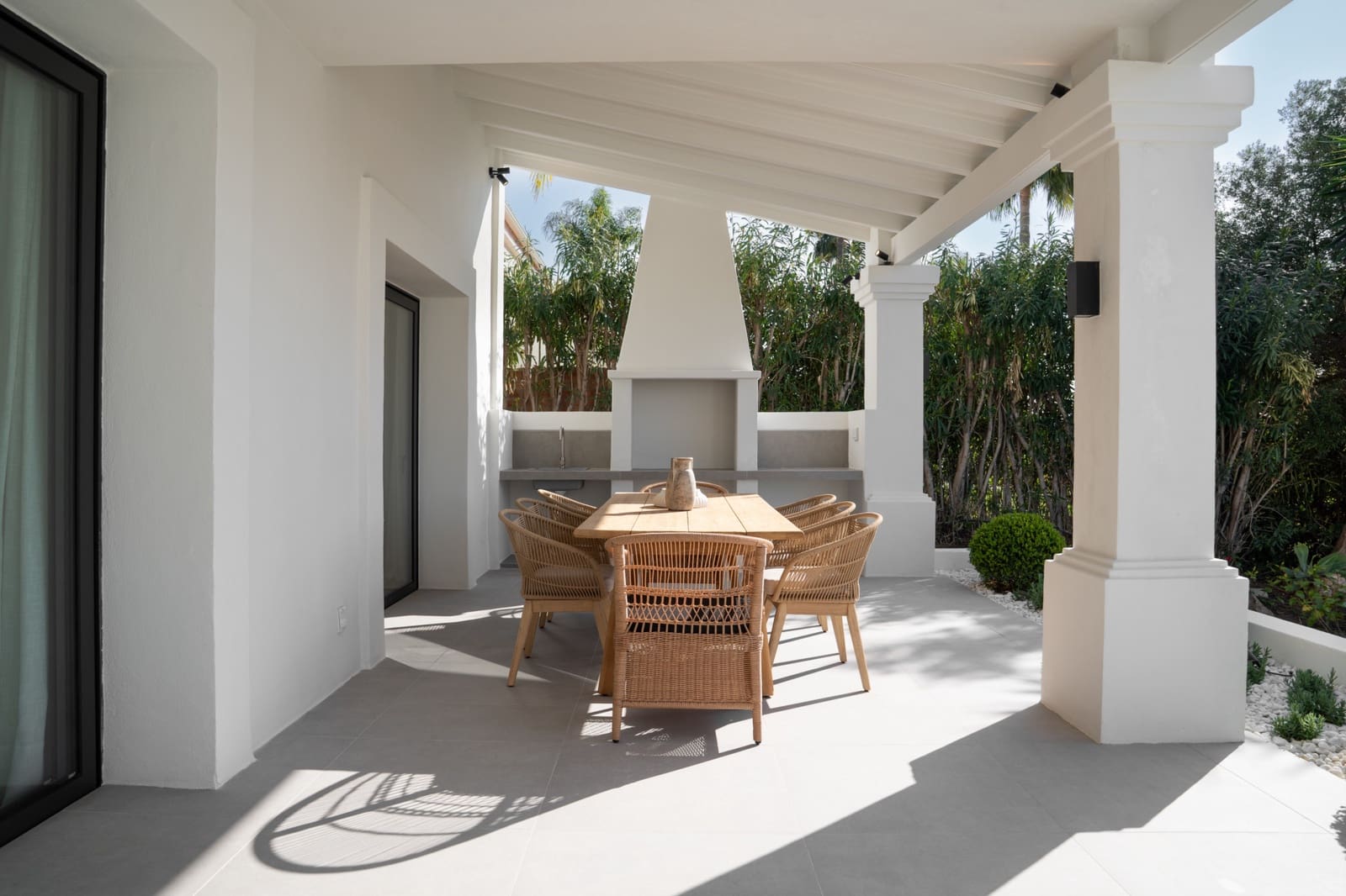 5 sypialnia Willa na sprzedaż w Nueva Andalucia z basenem garażem - 4 695 000 € (Ref: 9266736)