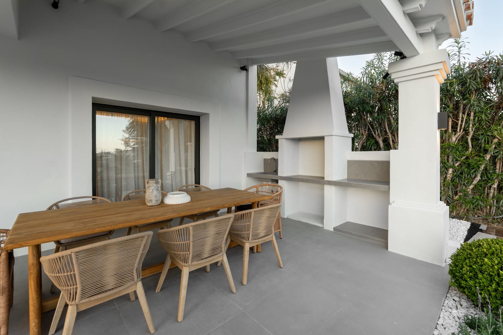 5 sypialnia Willa na sprzedaż w Nueva Andalucia z basenem garażem - 4 695 000 € (Ref: 9266736)