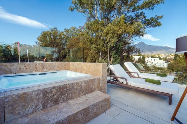 6 soveværelse Villa til salg i Los Naranjos, Marbella med swimmingpool garage - € 4.375.000 (Ref: 9266740)