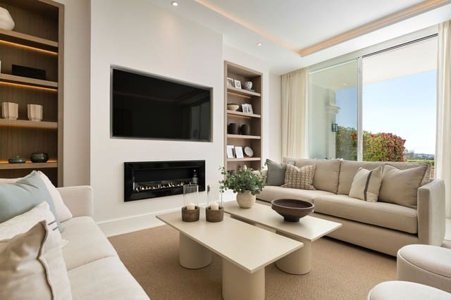 4 sypialnia Dom na sprzedaż w La Quinta, Benahavís z basenem garażem - 1 875 000 € (Ref: 9266748)