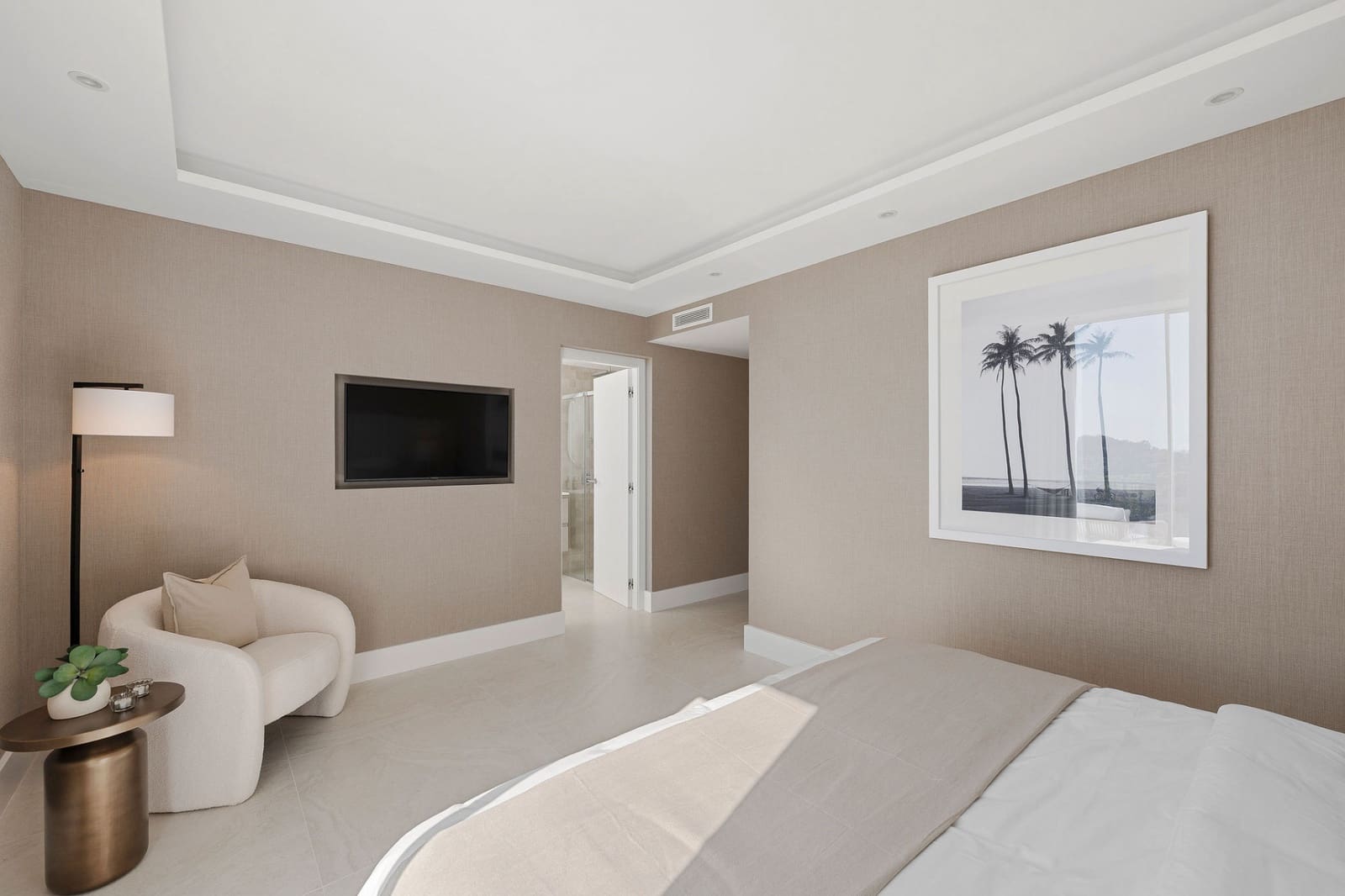 4 sypialnia Dom na sprzedaż w La Quinta z basenem garażem - 1 875 000 € (Ref: 9266748)