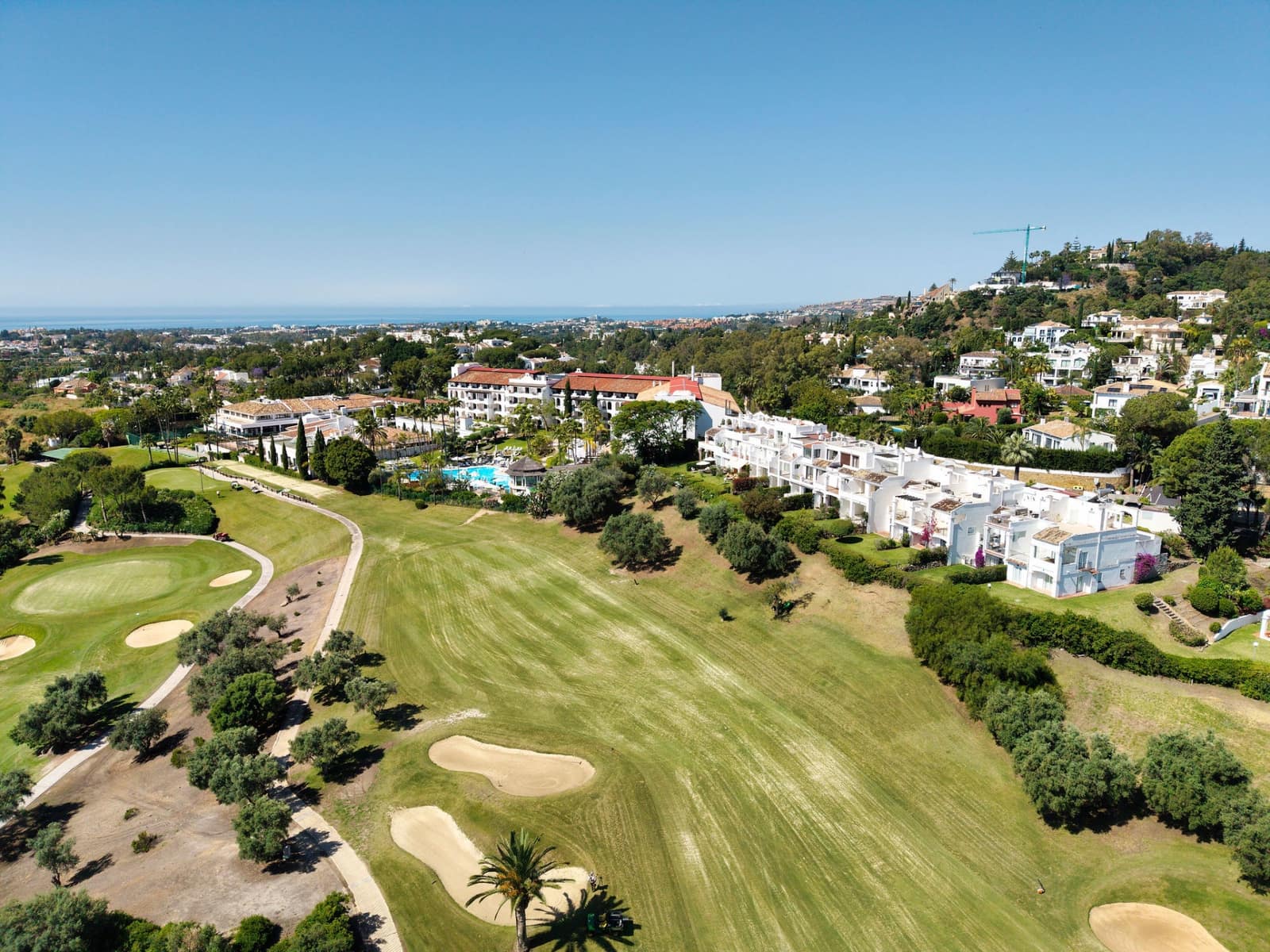 4 sypialnia Dom na sprzedaż w La Quinta z basenem garażem - 1 875 000 € (Ref: 9266748)