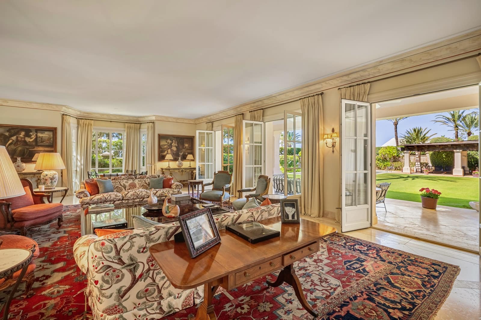 7 bedroom Villa for sale in Marbella with pool garage - € 10,700,000 (Ref: 9266750)