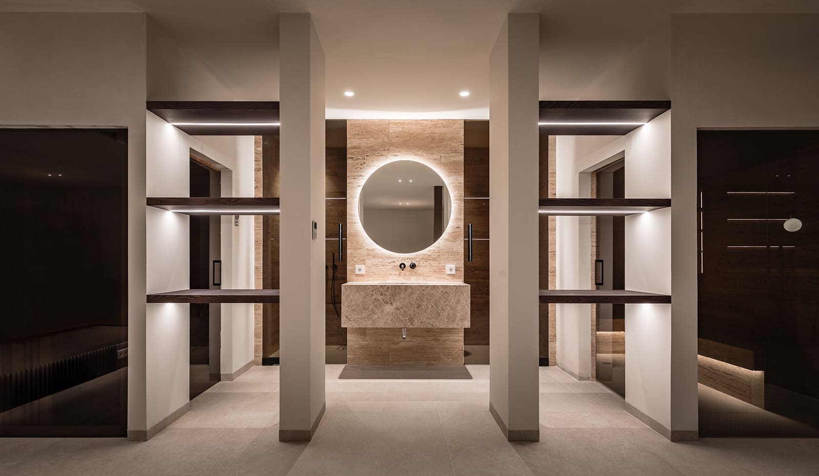 5 bedroom Villa for sale in Benahavis with pool garage - € 4,990,000 (Ref: 9266759)