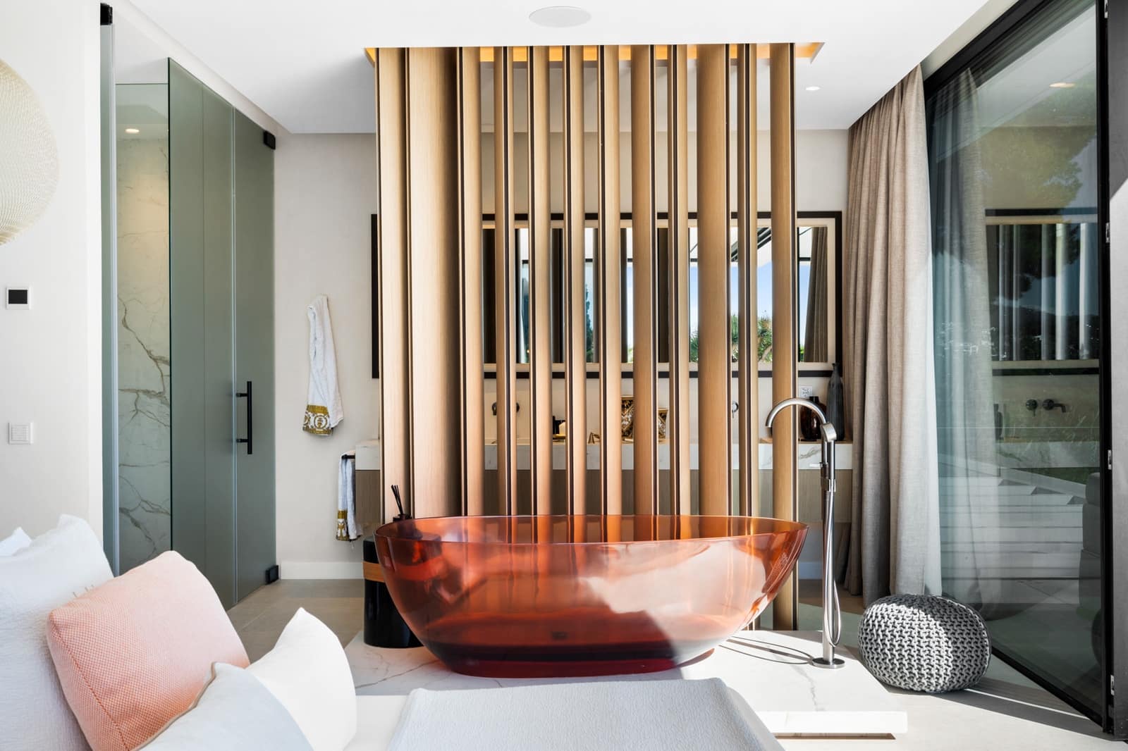 6 soverom Villa til salgs i Marbella med svømmebasseng garasje - € 8 750 000 (Ref: 9266760)