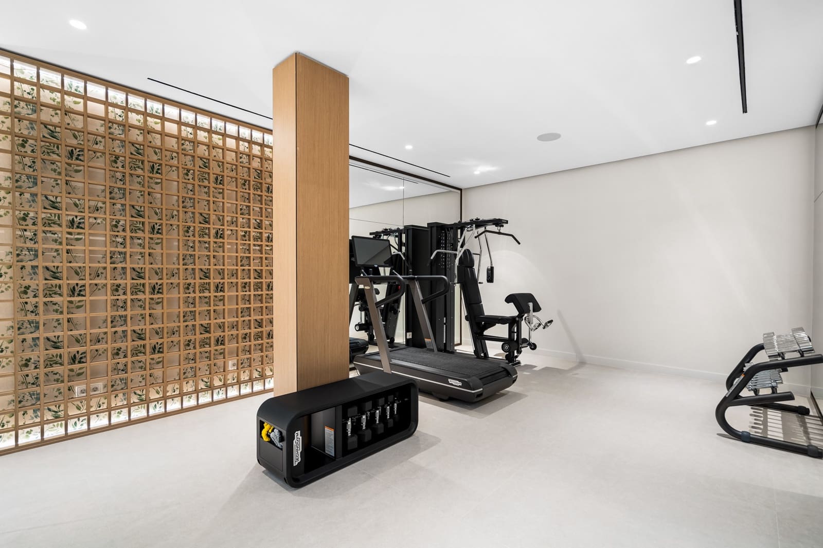 6 soverom Villa til salgs i Marbella med svømmebasseng garasje - € 8 750 000 (Ref: 9266760)