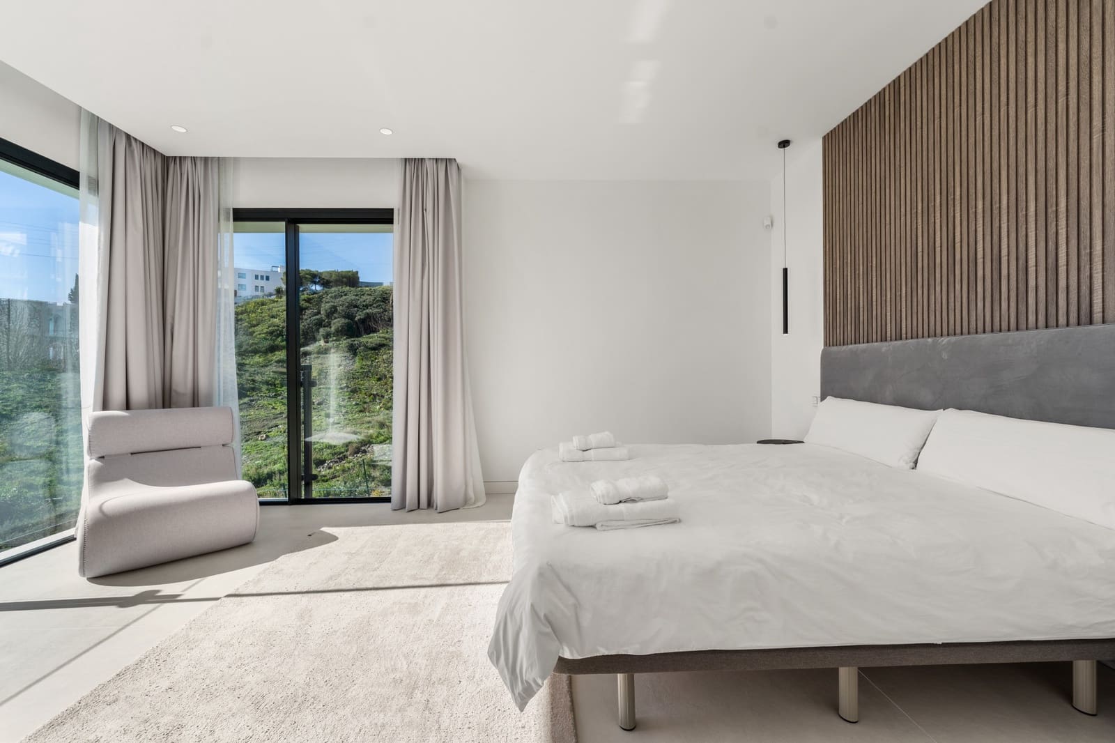 4 sypialnia Willa na sprzedaż w Benahavis z basenem garażem - 2 100 000 € (Ref: 9266763)