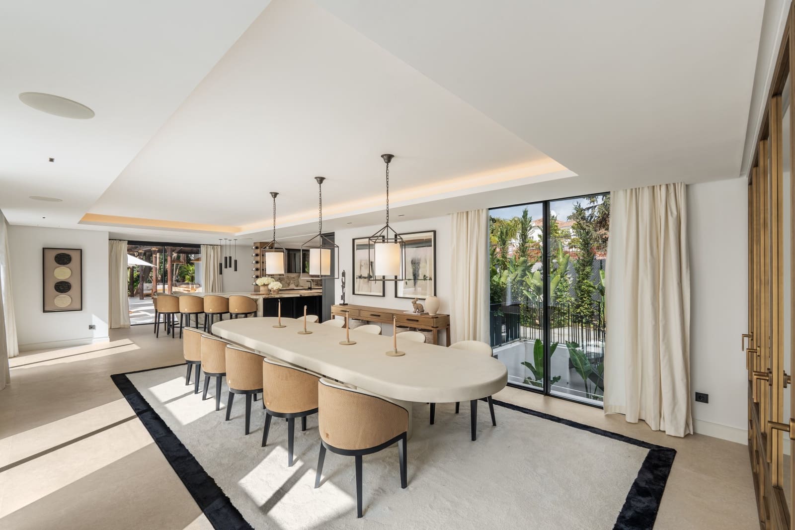 5 bedroom Villa for sale in Marbella with pool garage - € 8,950,000 (Ref: 9266764)