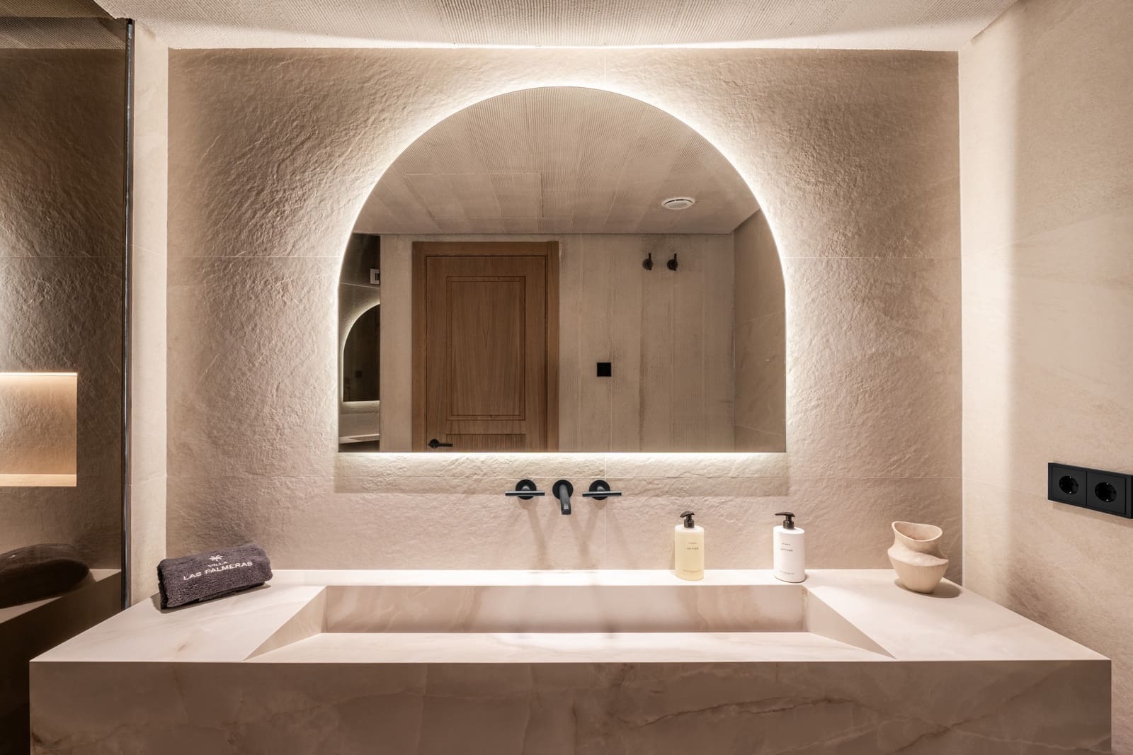 5 bedroom Villa for sale in Marbella with pool garage - € 8,950,000 (Ref: 9266764)