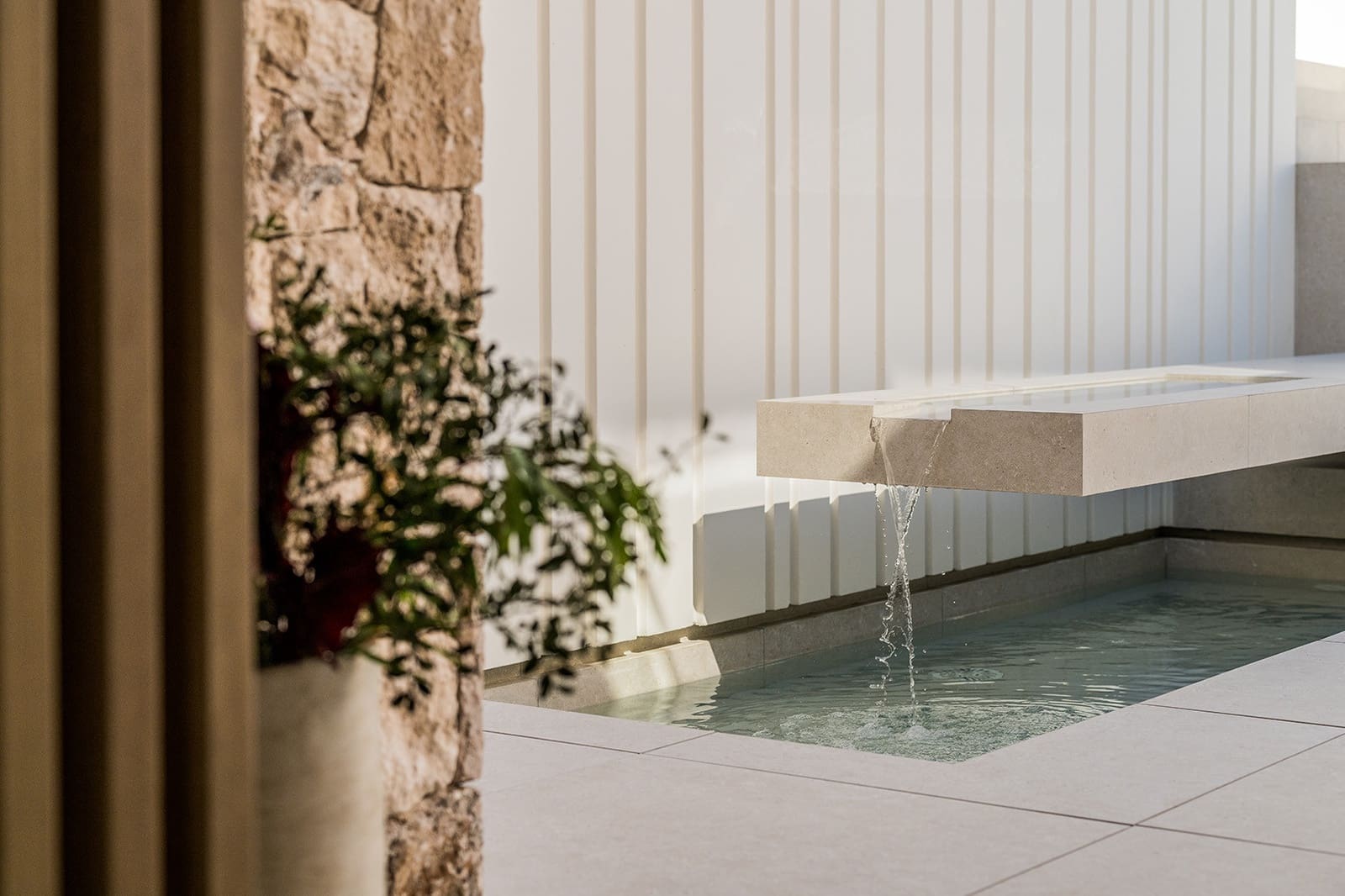 4 bedroom Villa for sale in Nueva Andalucia with pool garage - € 5,975,000 (Ref: 9266770)