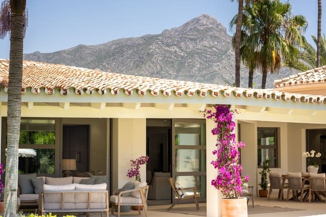 5 chambre Villa/Maison à vendre à Los Naranjos, Marbella avec piscine garage - 6 995 000 € (Ref: 9266772)