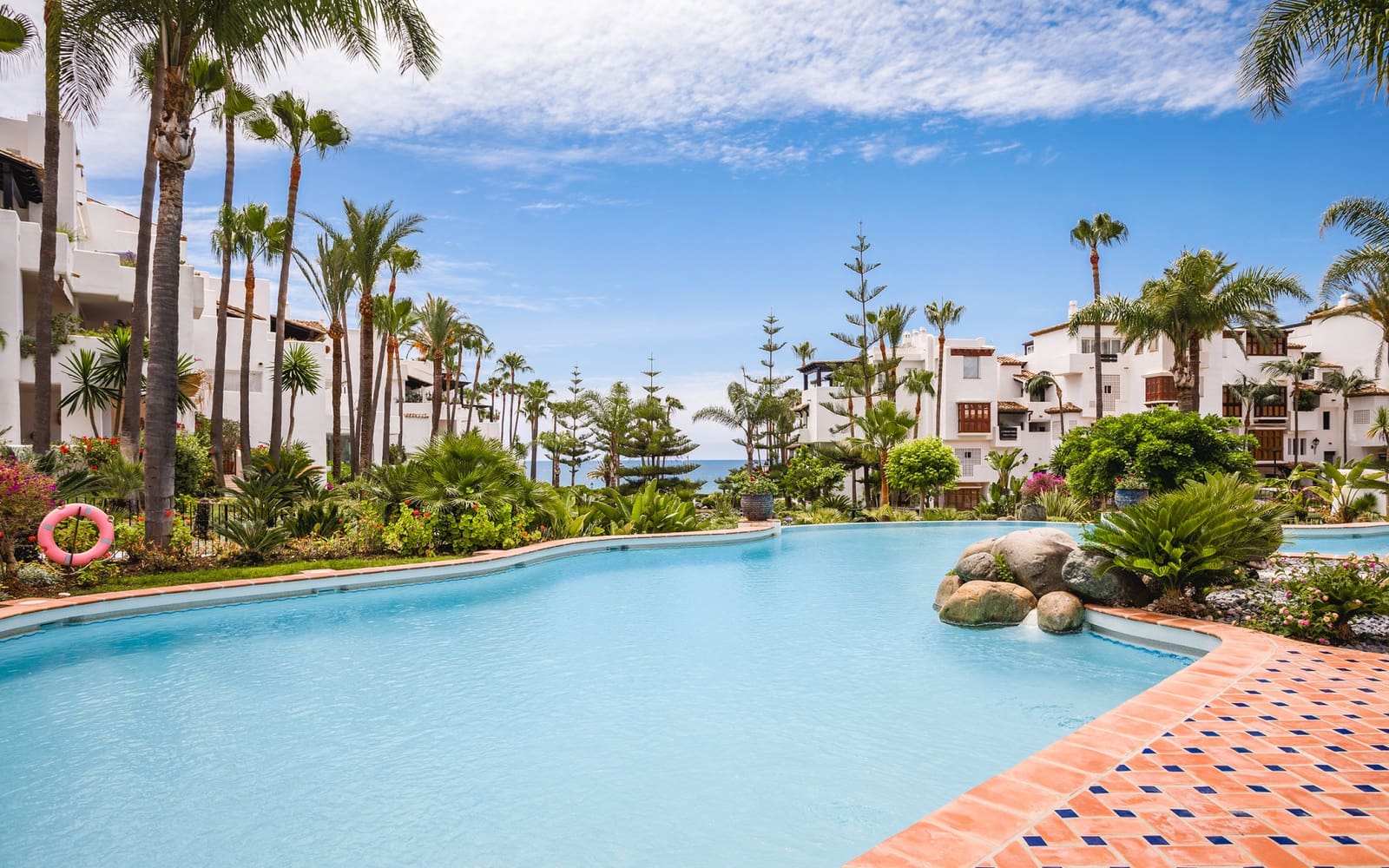 3 Zimmer Apartment zu verkaufen in Marbella mit Pool Garage - 3.850.000 € (Ref: 9266776)