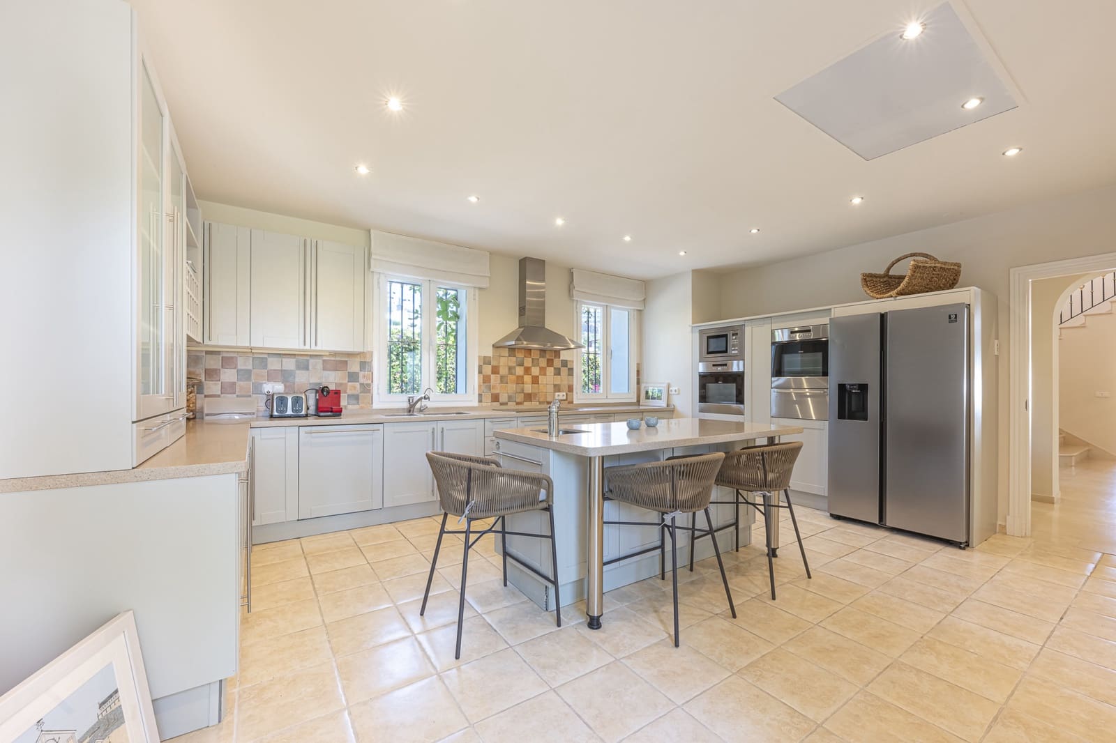 5 Zimmer Villa zu verkaufen in Benahavis mit Pool Garage - 2.895.000 € (Ref: 9266777)