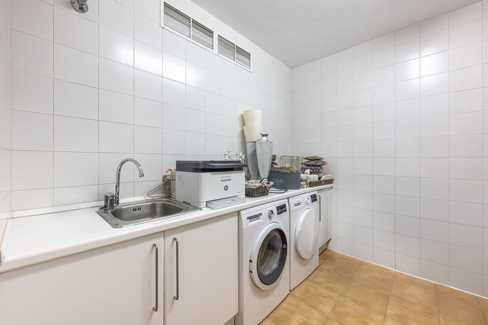 5 Zimmer Villa zu verkaufen in Benahavis mit Pool Garage - 2.895.000 € (Ref: 9266777)