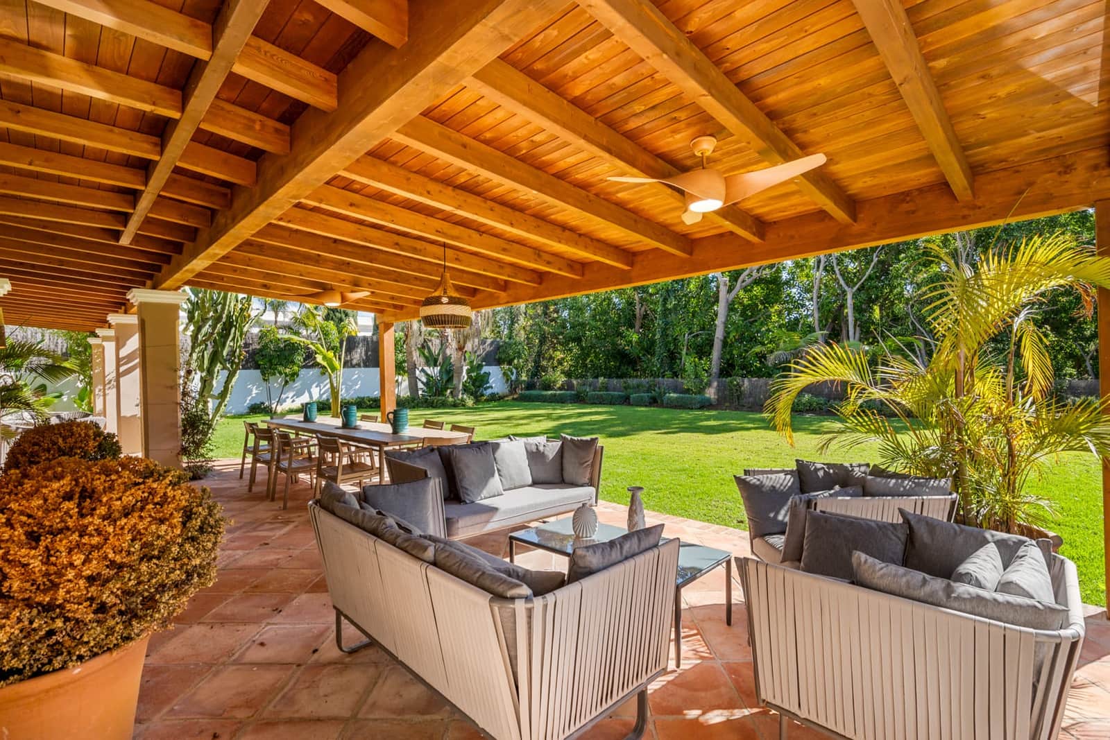 4 Zimmer Villa zu verkaufen in Marbella mit Pool Garage - 4.750.000 € (Ref: 9266779)