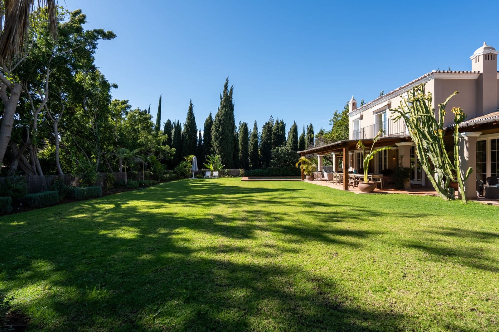 4 Zimmer Villa zu verkaufen in Marbella mit Pool Garage - 4.750.000 € (Ref: 9266779)