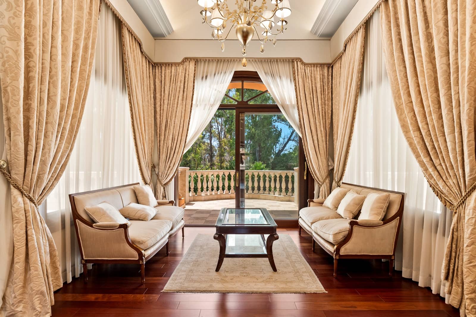 8 soveværelse Villa til salg i Guadalmina med swimmingpool garage - € 9.700.000 (Ref: 9266780)