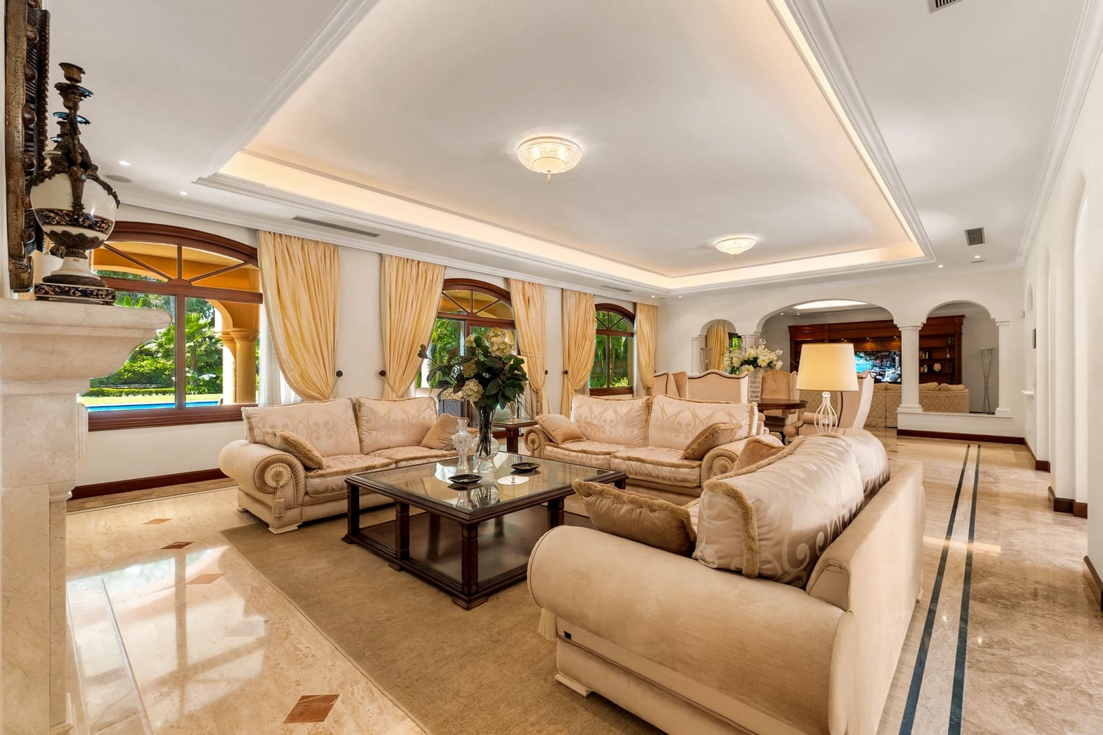 8 soveværelse Villa til salg i Guadalmina med swimmingpool garage - € 9.700.000 (Ref: 9266780)