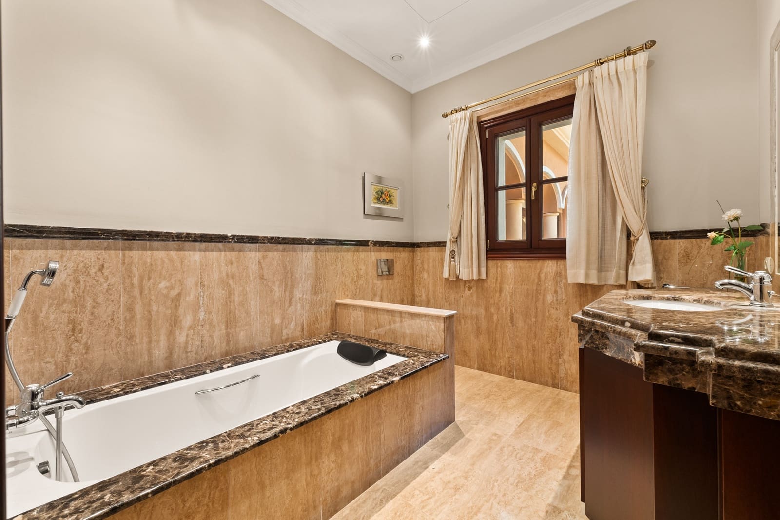 8 soveværelse Villa til salg i Guadalmina med swimmingpool garage - € 9.700.000 (Ref: 9266780)