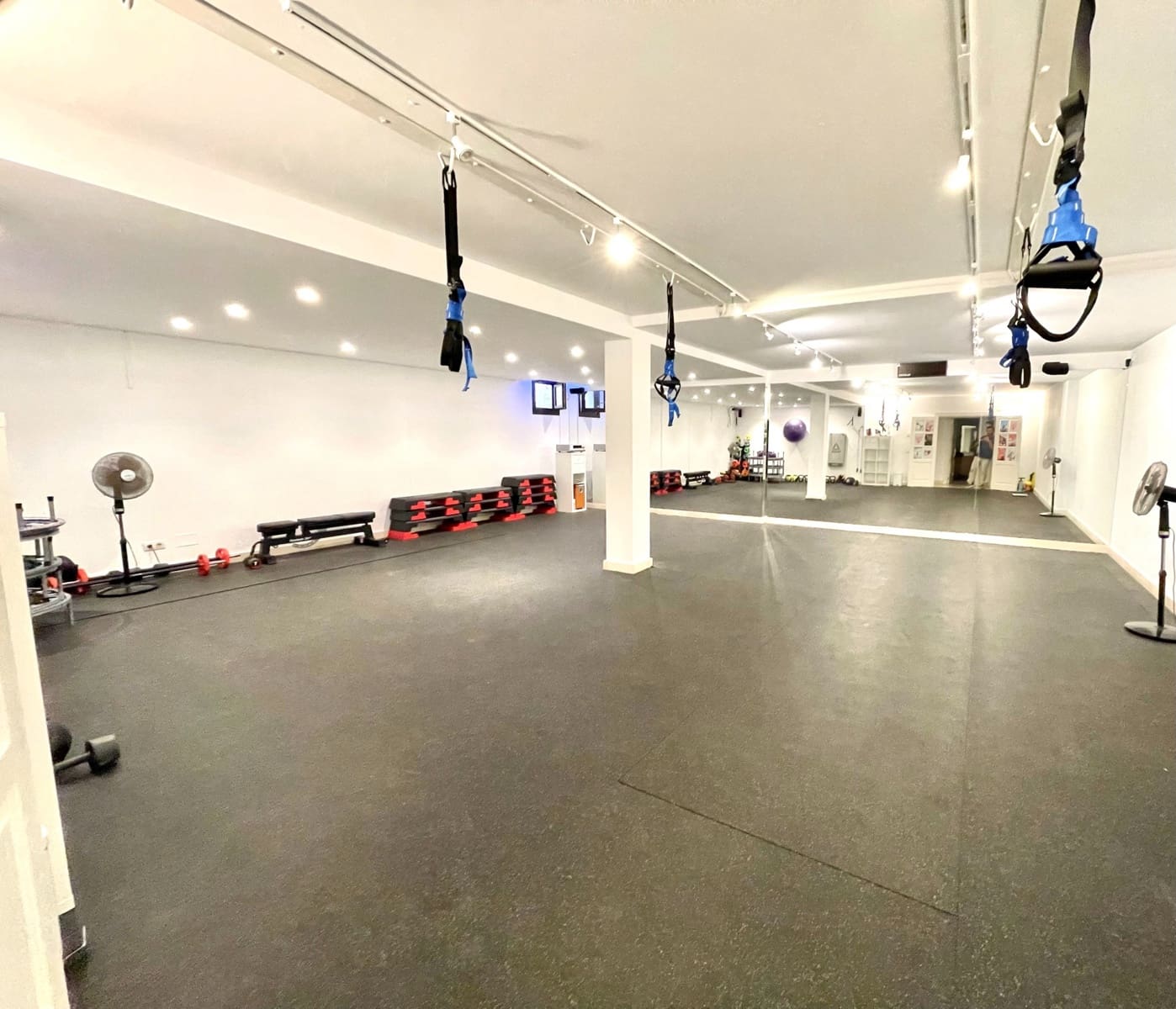 6 slaapkamer Villa te huur in New Golden Mile met zwembad garage - € 12.500 (Ref: 9270283)