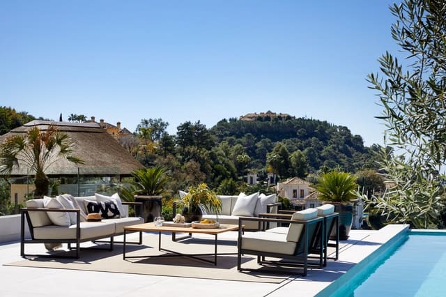 8 bedroom Villa for holiday rental in La Zagaleta, Benahavís with pool garage - € 45,000 (Ref: 9270284)