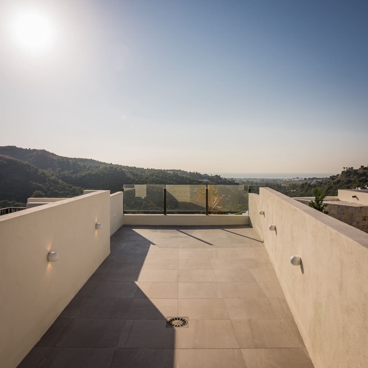 6 Zimmer Ferienvilla in Benahavis mit Pool Garage - 8.400 € (Ref: 9270287)