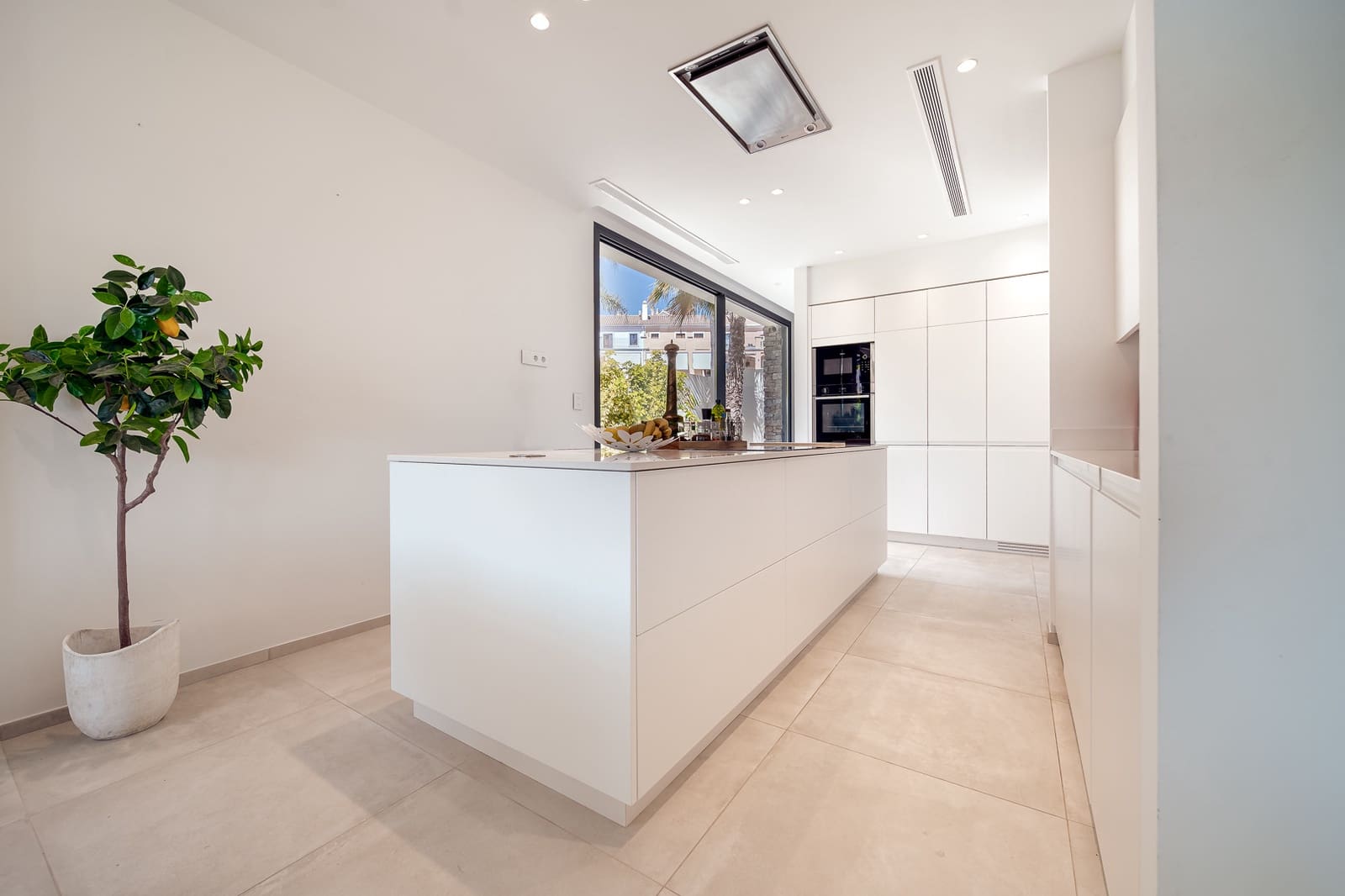 4 camera da letto Villa da affitare come casa vacanza in Estepona con piscina garage - 3.800 € (Rif: 9270291)