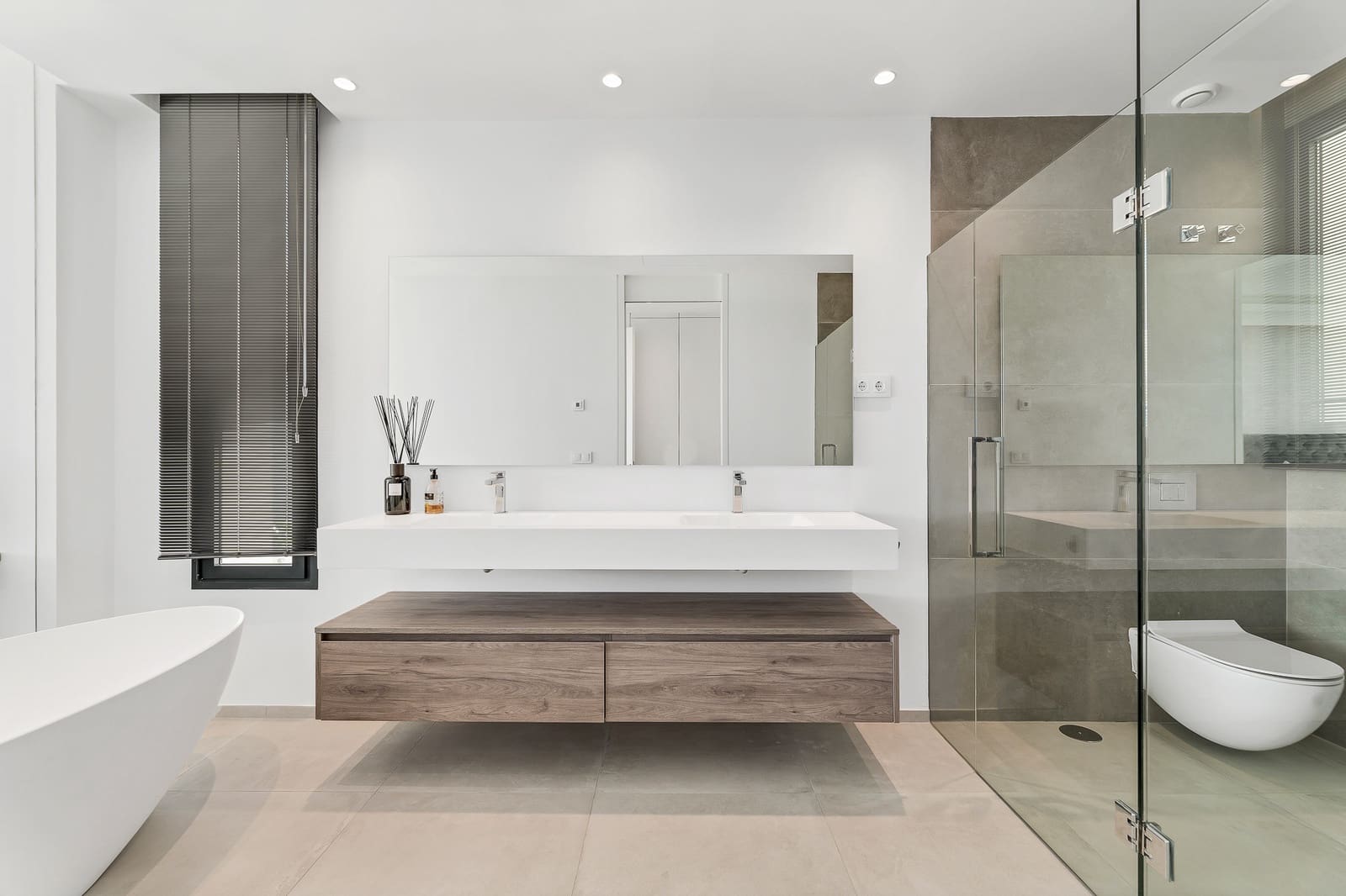 4 camera da letto Villa da affitare come casa vacanza in Estepona con piscina garage - 3.800 € (Rif: 9270291)