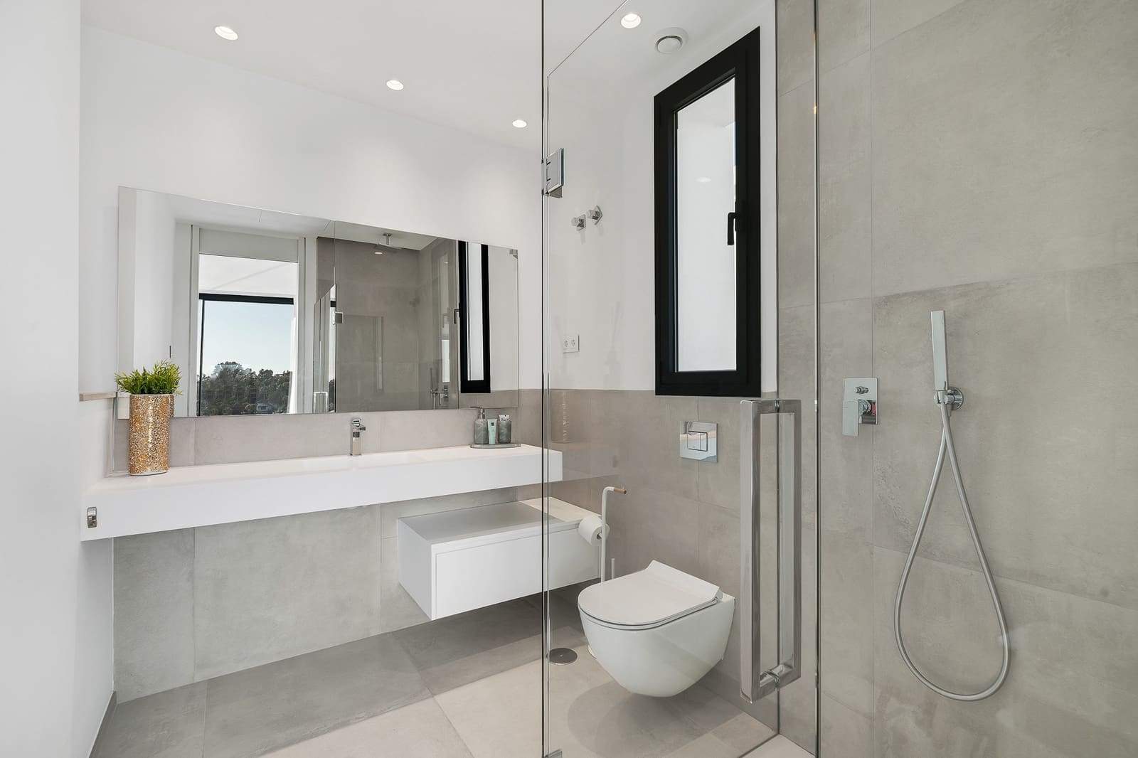 4 camera da letto Villa da affitare come casa vacanza in Estepona con piscina garage - 3.800 € (Rif: 9270291)