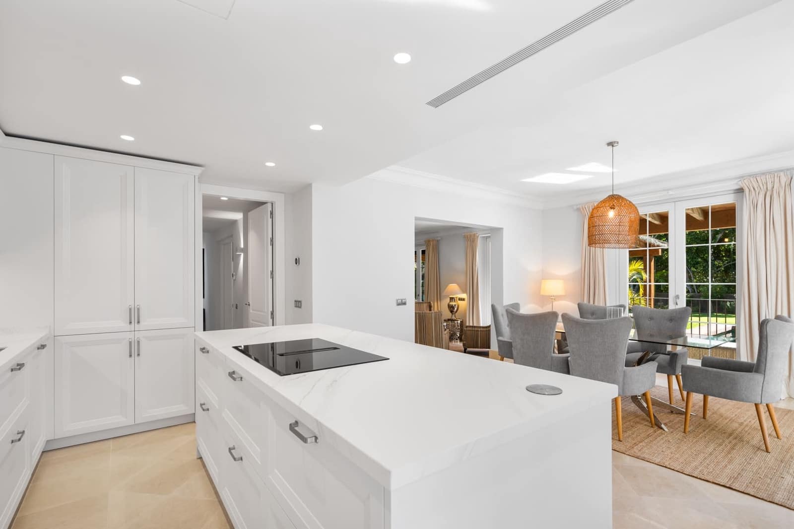 4 soverom Villa til leie i Marbella med svømmebasseng garasje - € 18 000 (Ref: 9270292)