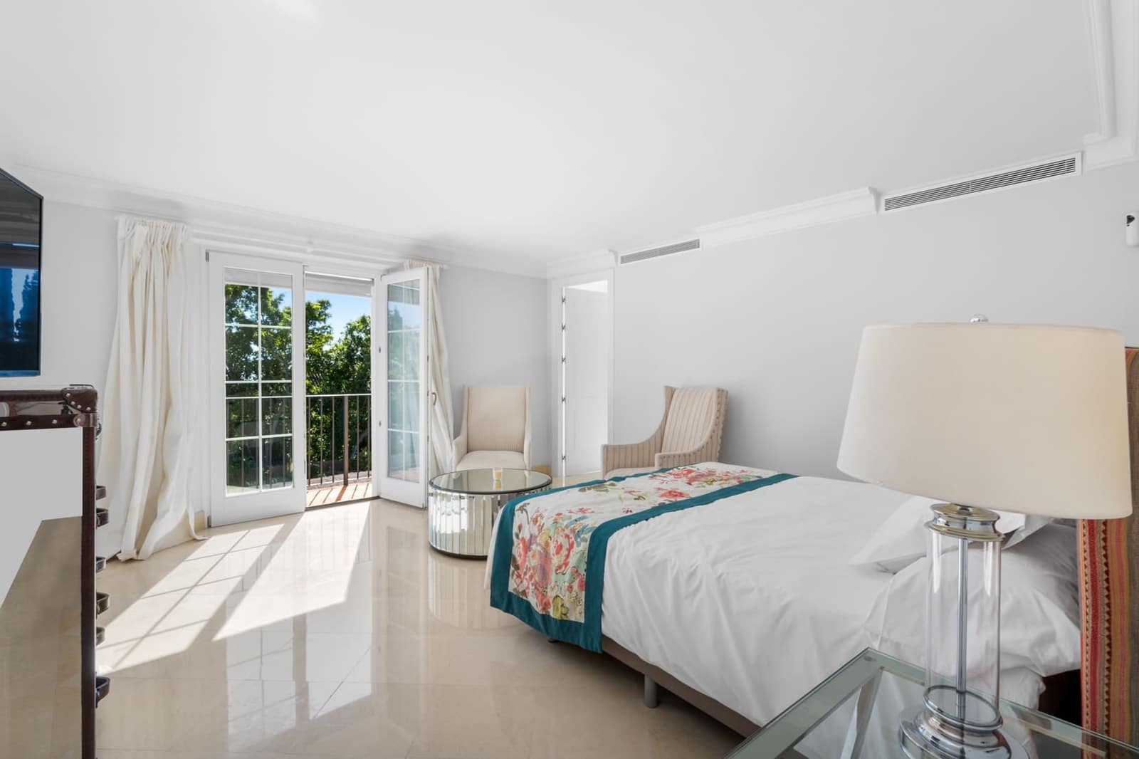 4 soverom Villa til leie i Marbella med svømmebasseng garasje - € 18 000 (Ref: 9270292)