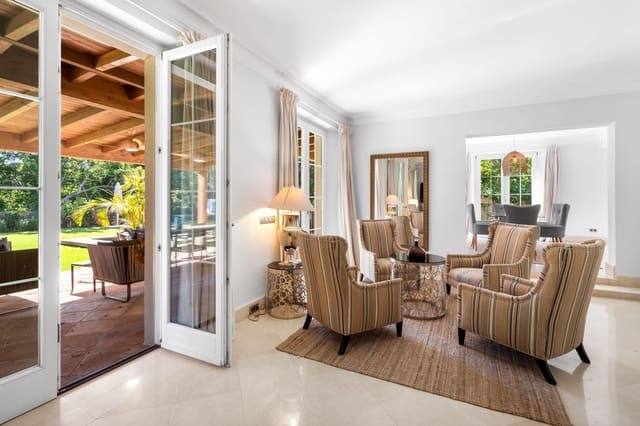 4 bedroom Villa for rent in Marbella with pool garage - € 18,000 (Ref: 9270292)