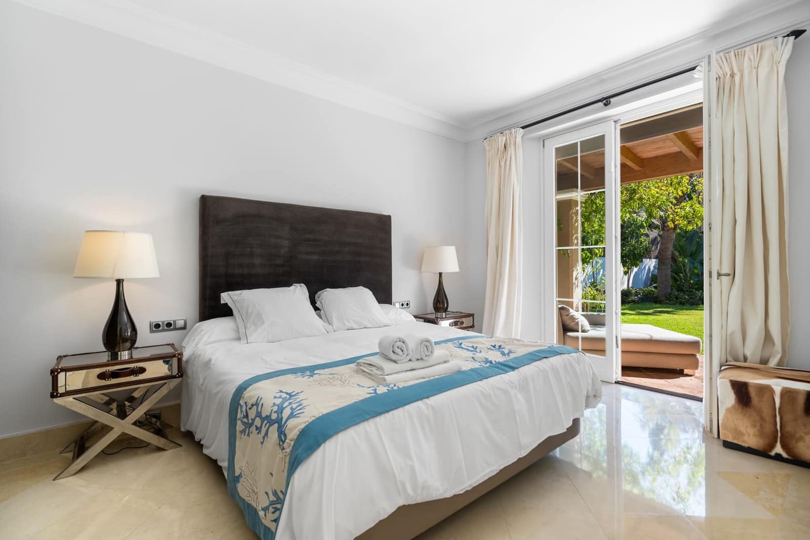 4 soverom Villa til leie i Marbella med svømmebasseng garasje - € 18 000 (Ref: 9270292)