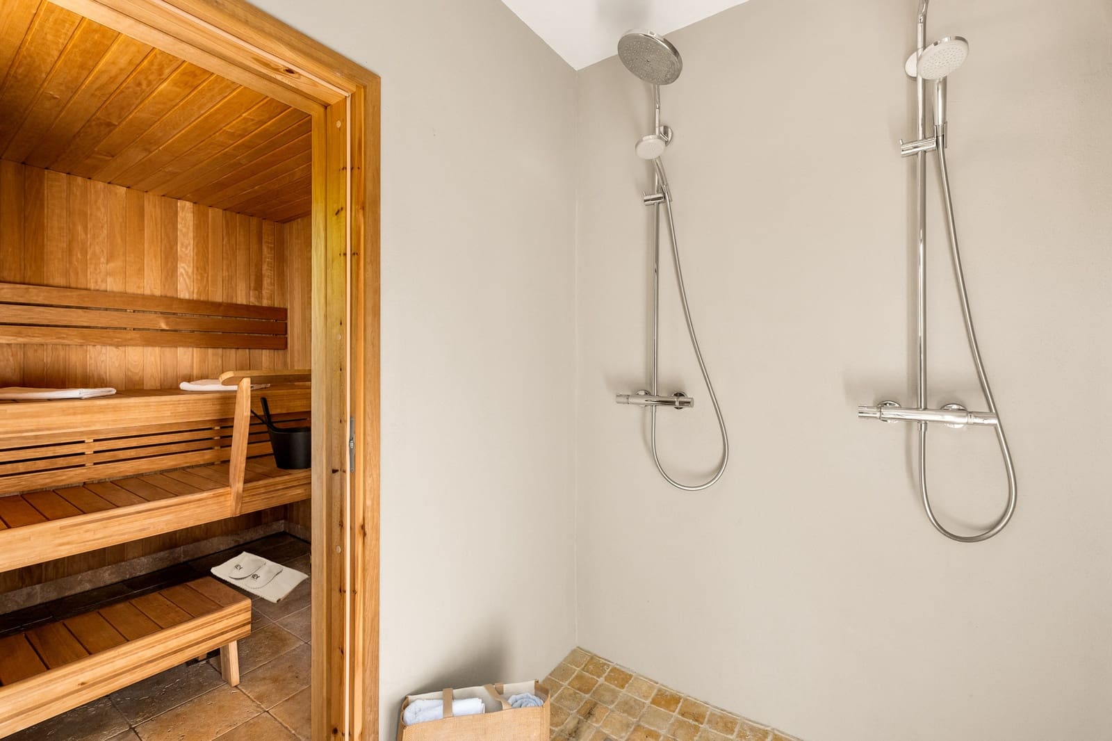 6 Zimmer Ferienvilla in Marbella mit Pool Garage - 12.000 € (Ref: 9270293)