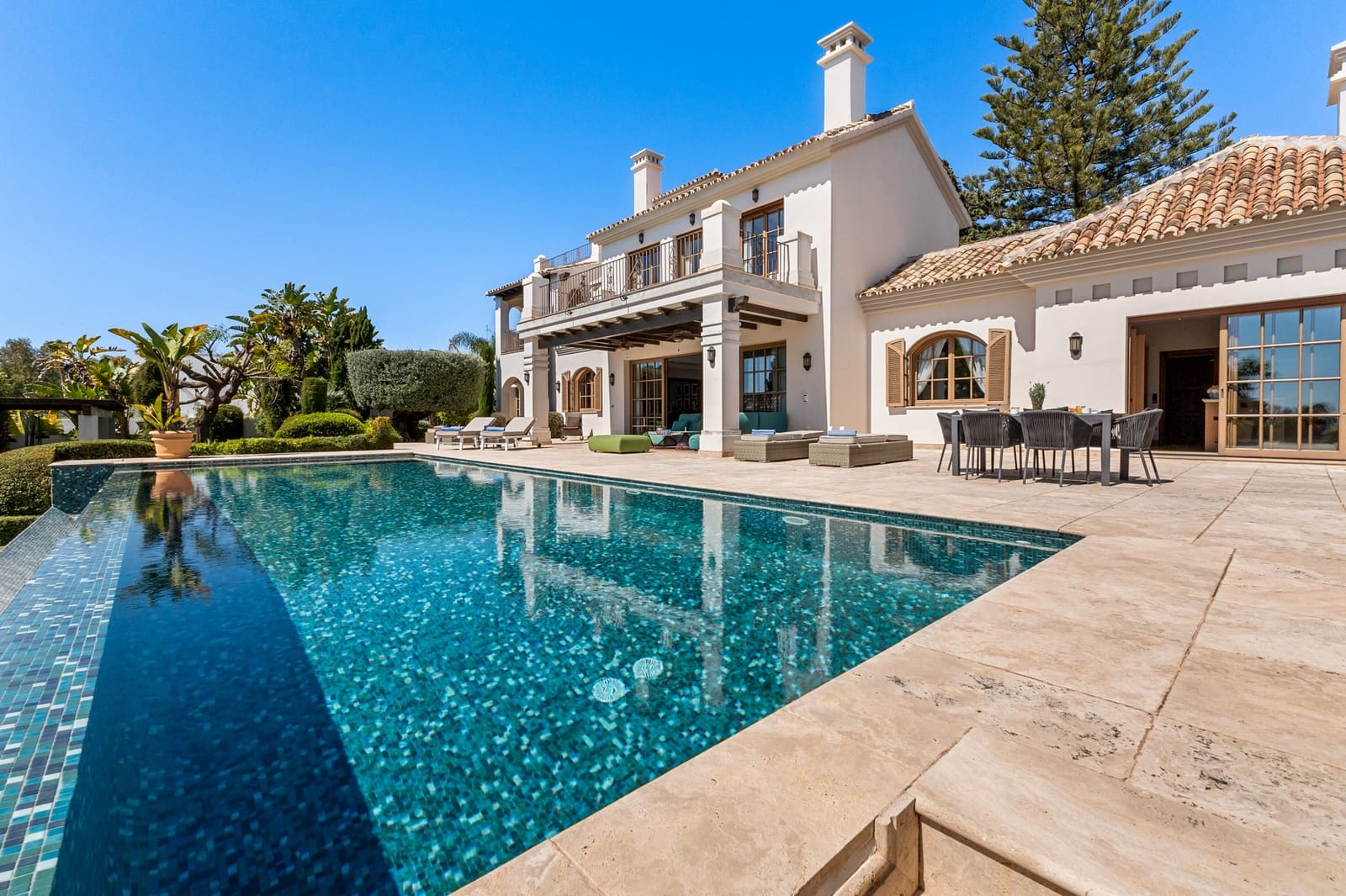 6 Zimmer Ferienvilla in Marbella mit Pool Garage - 12.000 € (Ref: 9270293)