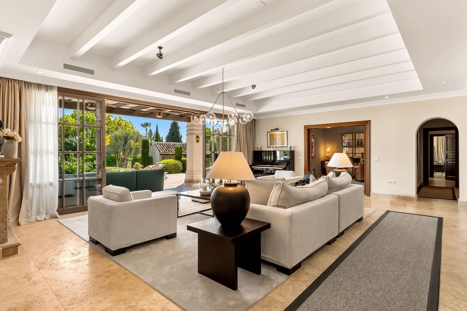 6 Zimmer Ferienvilla in Marbella mit Pool Garage - 12.000 € (Ref: 9270293)