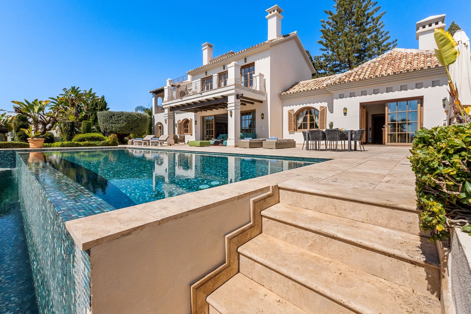 6 Zimmer Ferienvilla in Marbella mit Pool Garage - 12.000 € (Ref: 9270293)