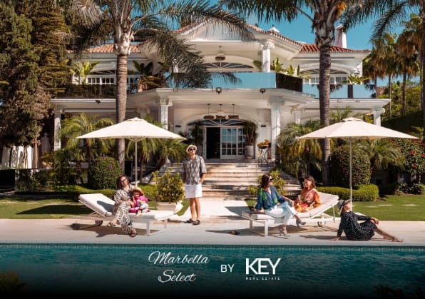 5 soverom Villa til salgs i Marbella med svømmebasseng garasje - € 13 500 (Ref: 9270294)